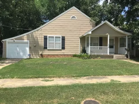 708 W Jefferson St, Pittsburg, KS 66762