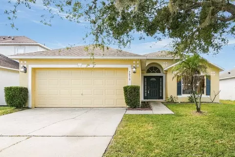 5070 Silver Thistle Ln, Saint Cloud, FL 34772