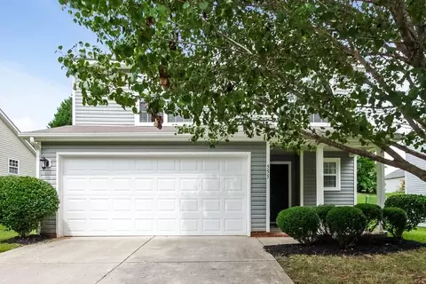555 River View Dr, Lowell, NC 28098