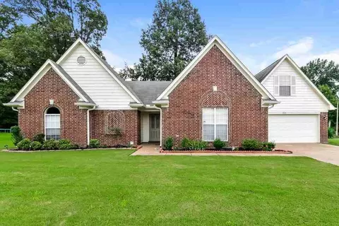 7576 Delta Lakes Blvd, Walls, MS 38680