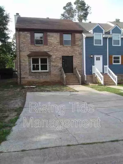 600 Cahaba Manor Ln, Pelham, AL 35124