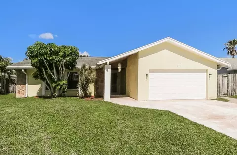 147 Viscaya Ave, Royal Palm Beach, FL 33411