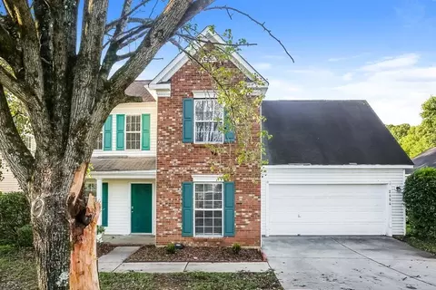 2954 Hawick Commons Dr, Concord, NC 28027