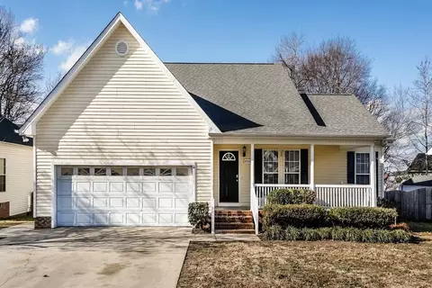 4000 Mackinac Island Ln, Raleigh, NC 27610