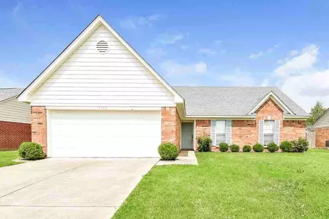 7755 Mary Payton Dr, Southaven, MS 38671
