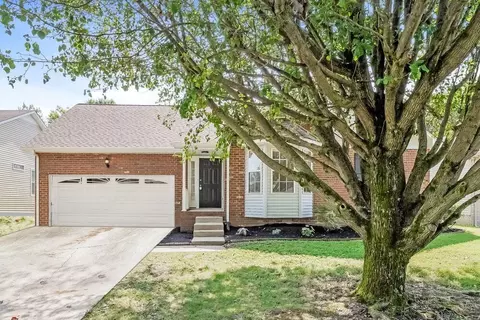 2007 Waterford Dr, Old Hickory, TN 37138