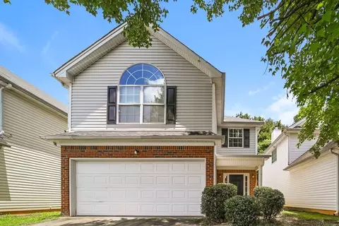 11248 James Madison Dr, Hampton, GA 30228