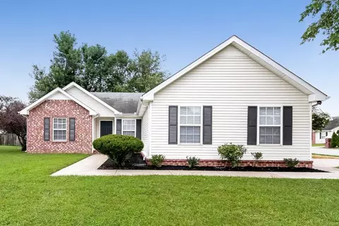 1339 Mac Duff Dr, Murfreesboro, TN 37128