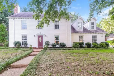 120 Shelley Renee Ln, Cordova, TN 38018