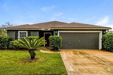 8706 Star Leaf Rd N, Jacksonville, FL 32210