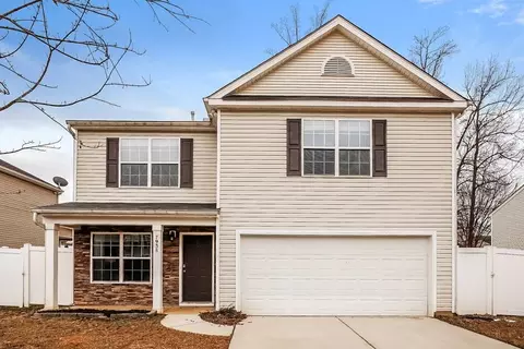 7938 Rusty Plow Ct, Charlotte, NC 28216