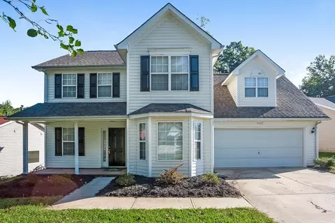 7425 Saddle Trail Ln, Charlotte, NC 28269