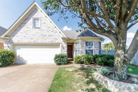10104 Cross Hill Rd, Cordova, TN 38018