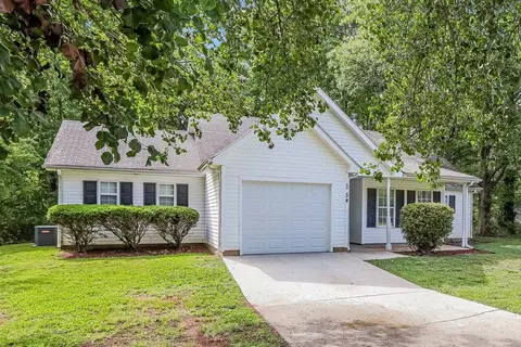 54 Virginia Heights Dr, Newnan, GA 30263