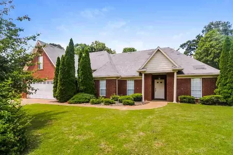 2382 Bethany Dr, Southaven, MS 38672