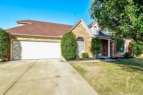 5651 Carter Dr, Southaven, MS 38672