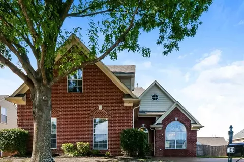 11626 Evening Ridge Dr, Arlington, TN 38002