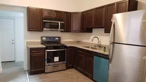 5557 Walton Ave, Philadelphia, PA 19143