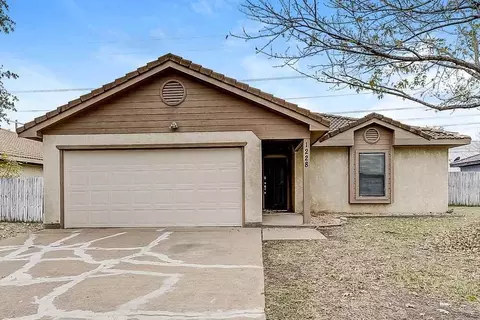 1228 Nelson Pl, Burleson, TX 76028