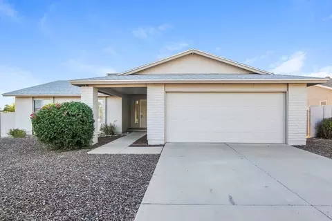 18002 N 42nd Dr, Glendale, AZ 85308