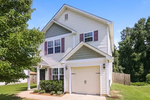 417 Randolph Dr, Clayton, NC 27520