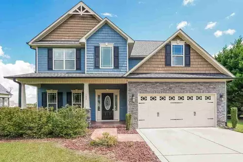 104 Claymore Dr, Clayton, NC 27527