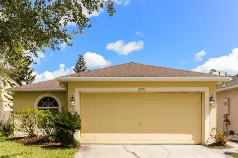 2221 Heathwood Cir, Orlando, FL 32828