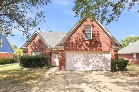 1640 Saddle Ln, Southaven, MS 38671