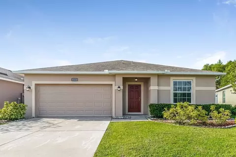 121 Daigledog St, Saint Cloud, FL 34772