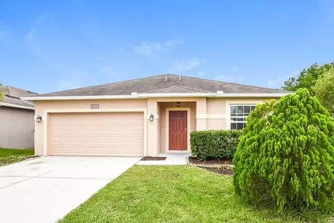 121 Daigledog St, Saint Cloud, FL 34772
