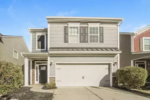 434 Knothole Ln, Charlotte, NC 28214