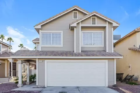 1751 Forest Walk Dr, Paradise, NV 89119