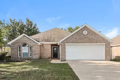 1105 Brookhaven Dr, Royse City, TX 75189
