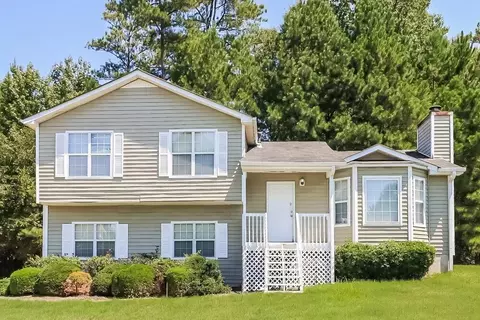 5987 Graywood Cir SE, Mableton, GA 30126