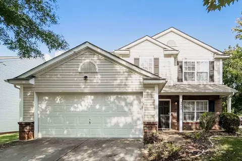 3804 Larkhaven Village Dr, Charlotte, NC 28215