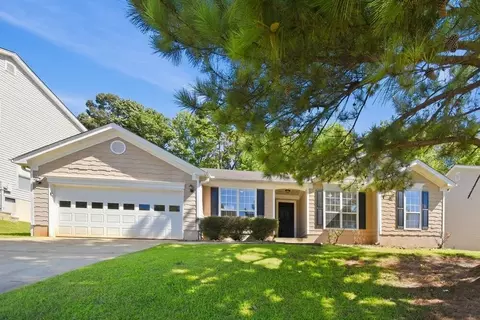 422 Shoal Cir, Lawrenceville, GA 30046