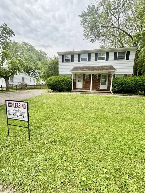 1634 Greencrest Ave, East Lansing, MI 48823
