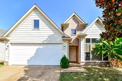 9780 Misty Pine Dr, Arlington, TN 38002