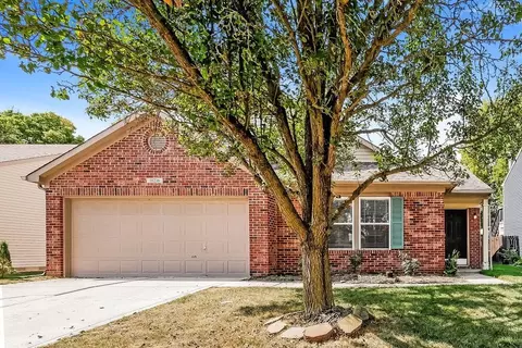 10236 Hatherley Way, Fishers, IN 46037