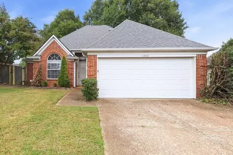 1262 Breezy Valley Dr, Cordova, TN 38018