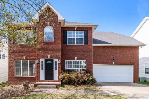 7883 Rainey Dr, Antioch, TN 37013