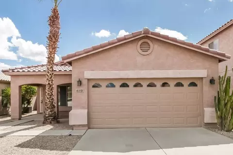 619 E Renegade Pl, San Tan Valley, AZ 85143
