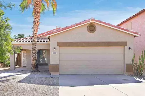 619 E Renegade Pl, San Tan Valley, AZ 85143