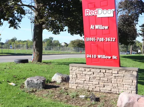 2410 W Willow St, Lansing, MI 48917 photo 8