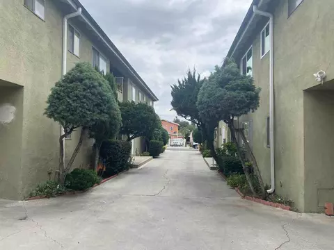 5307 Lincoln Ave, Los Angeles, CA 90042