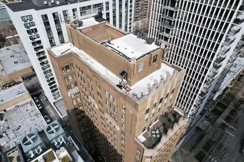 1220 N State Pkwy, Chicago, IL 60610