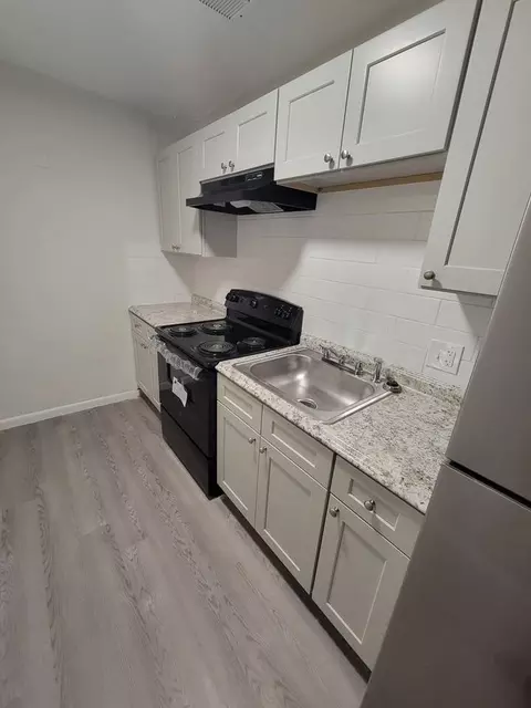 80 Hiawatha Rd, Boston, MA 02126