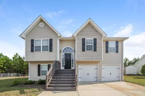 104 Rockefeller Ln, Dallas, GA 30157