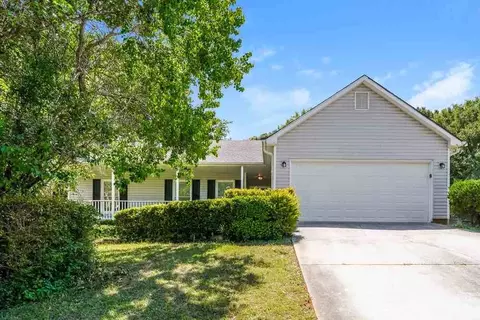 4091 S Fork Dr, Snellville, GA 30039
