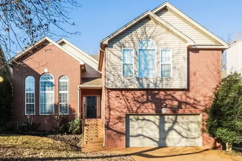 4816 Aaron Dr, Nashville, TN 37013